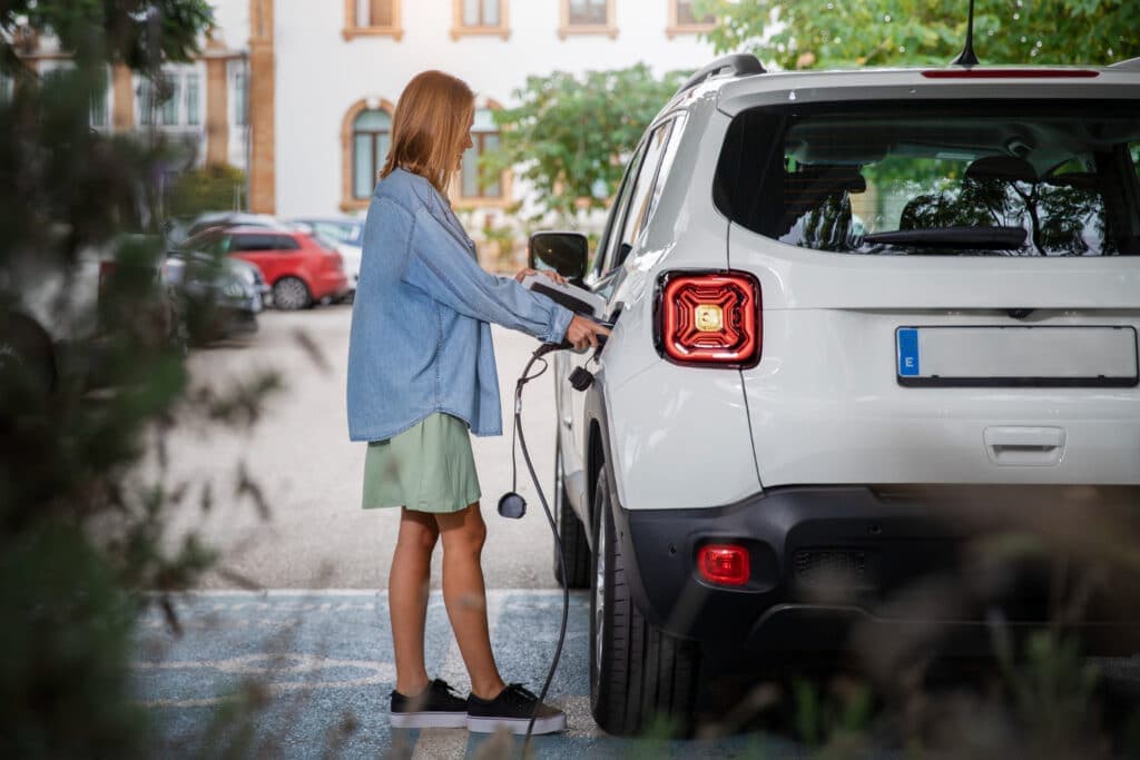 Bateria inifinita? Carro elétrico fez 1.205 KM com uma carga e deixou a concorrência no chão