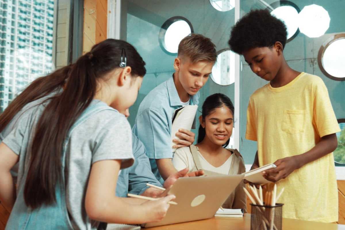 Aprendizagem colaborativa: impulsionando o engajamento